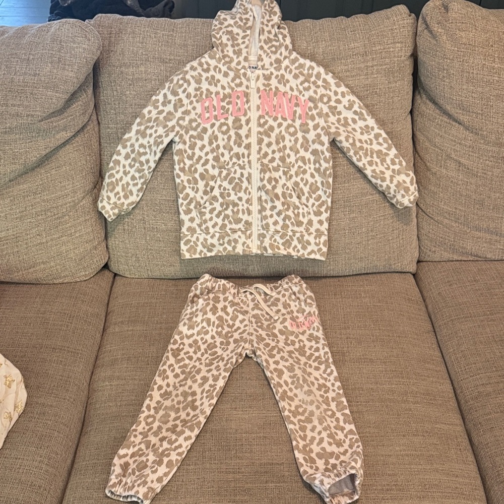 Old Navy Tan Leopard Print Set with Pink Accents